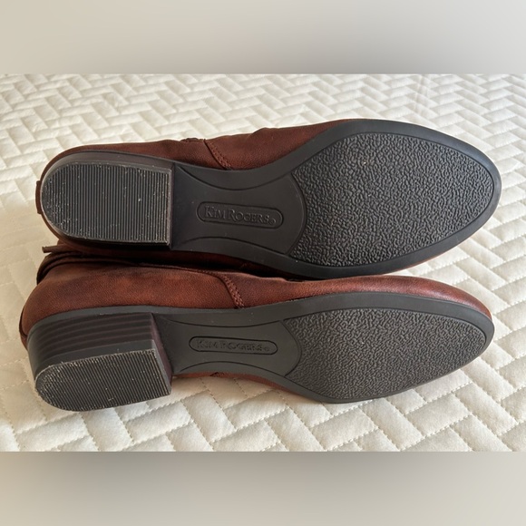 Women’s Brown Leather Ankle Boots - Picture 4 of 5